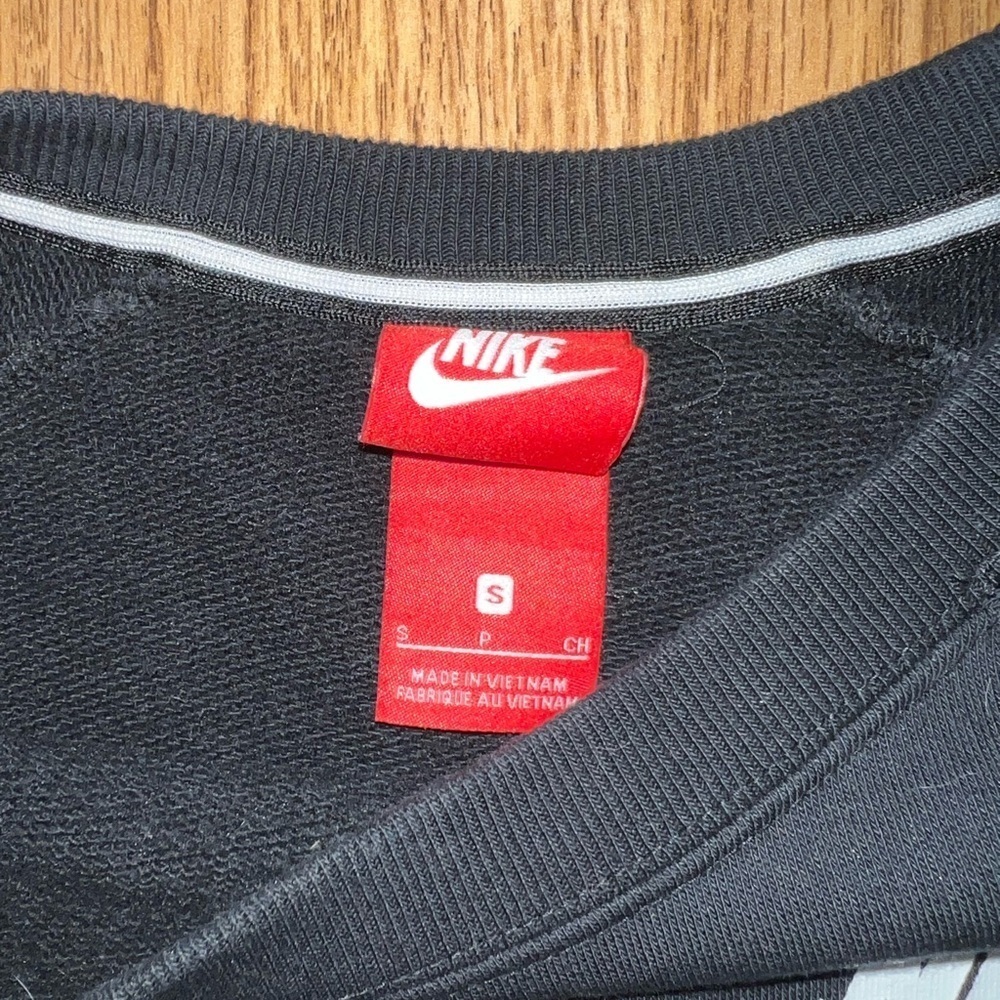 Nike Crewneck - Picture 3 of 4